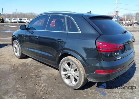 2015 Audi Q3 2.0T Premium Plus z USA, uszkodzony, nr VIN WA1FFCFS7FR000997